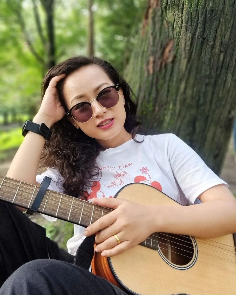 Trishna Gurung Biography, Songs, Albums, Boyfriend, Facts, Age, Height, Education, Family, Net Worth