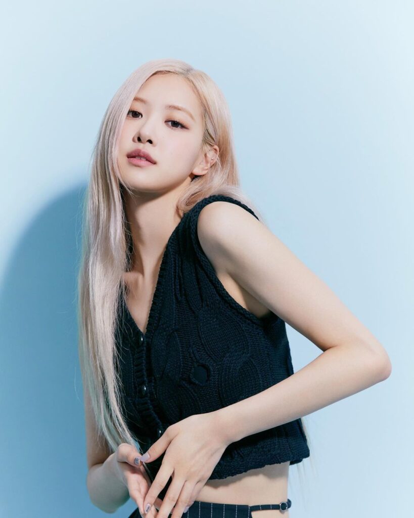 Rose (Blackpink) Biography, Facts, Age, Height, Songs, Boyfriend, Family, Education
