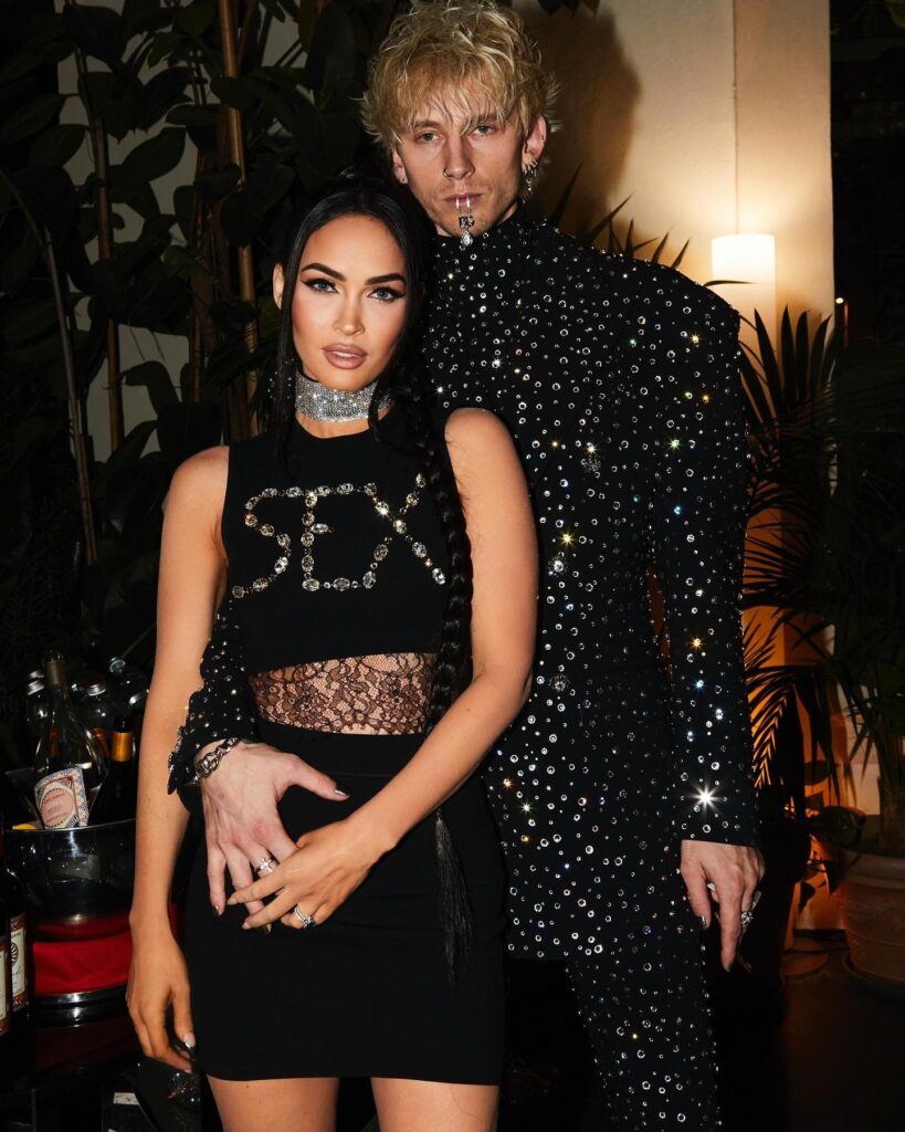 Machine Gun Kelly Biography, Songs, Age, Height, Wife, Girlfriend, Child, Education, Facts, Family, Net Worth