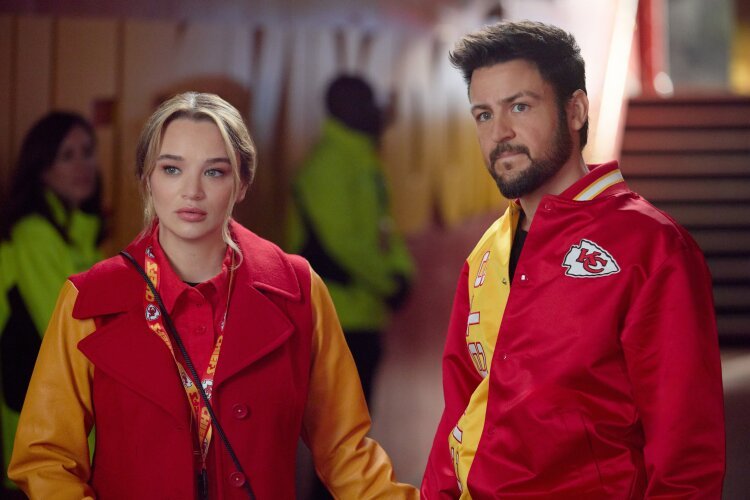29 Best New Christmas Movies of 2024 (Where to Stream) 11 Holiday Touchdown: A Chiefs Love Story Movie Poster