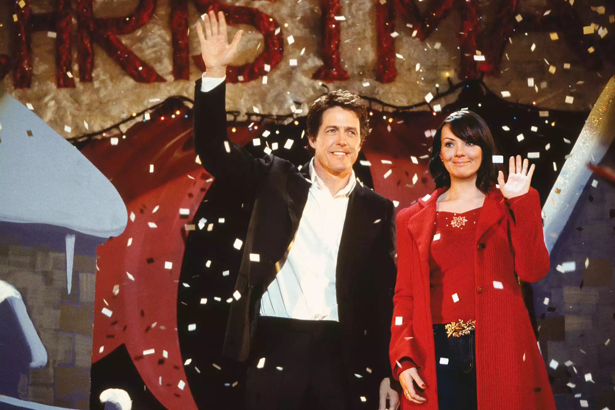 39 Best Classic Christmas Movies to Watch This Holiday Season 11 Love Actually Movie Poster (2003)