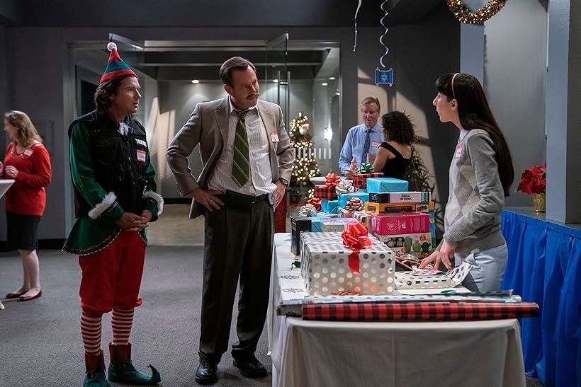 49 Best Christmas Movies on Netflix to Watch Right Now 34 Who Killed Santa? A Murderville Murder Mystery Movie Poster