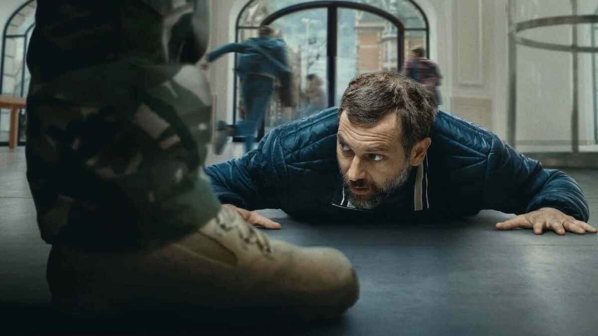 Best Mystery Thriller Movies of 2025 to Watch on Netflix Right Now 5 iHostage Movie Photo