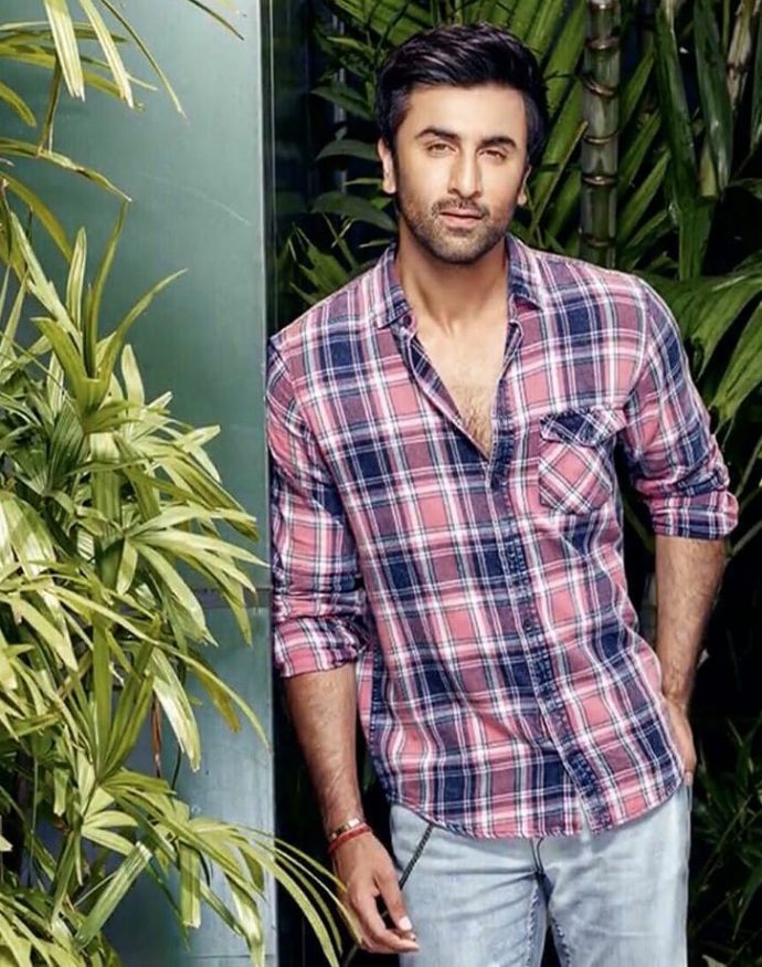 Ranbir Kapoor Biography, Movies, Girlfriend, Age, Height, Education, Family, Net Worth, Facts, Awards